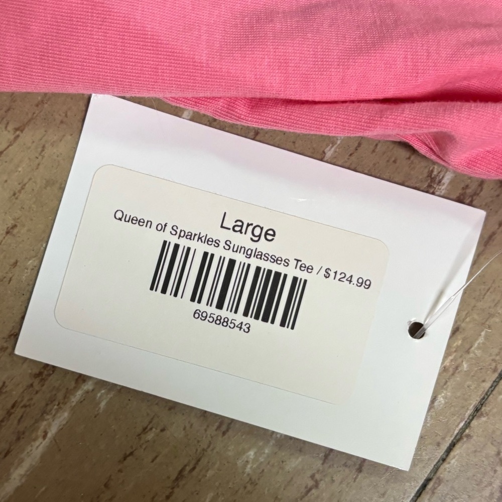 QUEEN OF SPARKLES Pink Short Sleeve Tee with Sequin Sunglasses - Picture 2 of 4